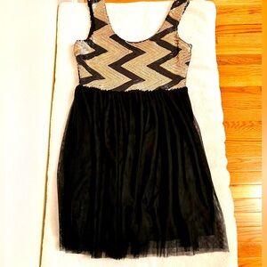 Sage Party Dress Size Medium Black and Gold